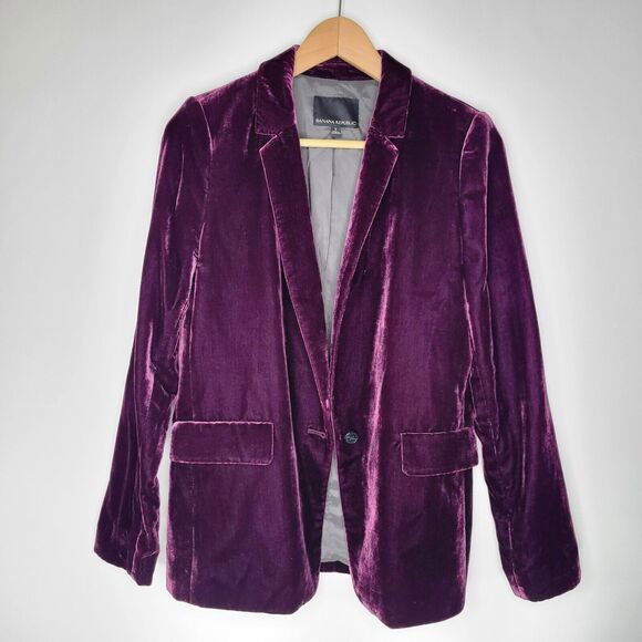Banana Republic Jackets & Blazers - BANANA REPUBLIC Purple Velvet Blazer Jacket Size 2 Lined One Button Gothic